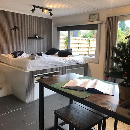 Alpstuga The Zen Nest Geel